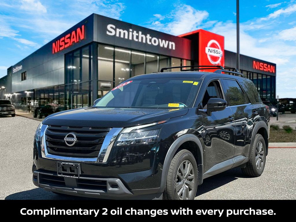Vehicle image 1 of 33