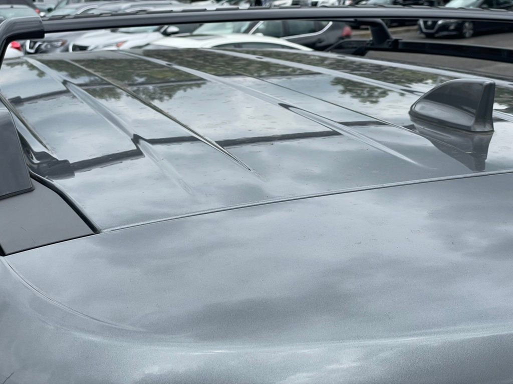 Vehicle image 29 of 37