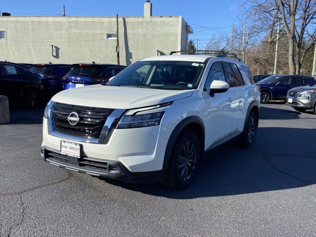 Vehicle image 1 of 31