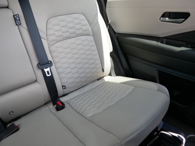 Vehicle image 14 of 37