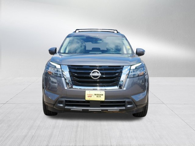 Vehicle image 2 of 37