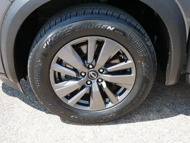 Vehicle image 15 of 37