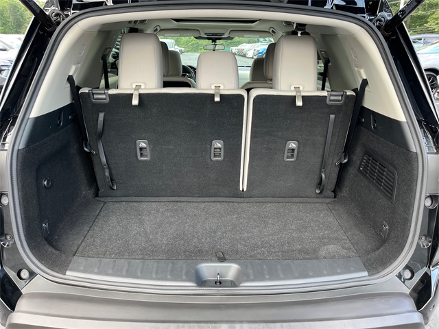 Vehicle image 9 of 27