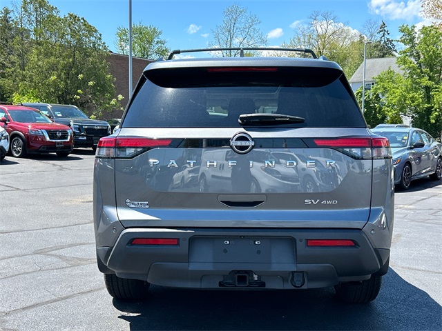 Vehicle image 5 of 25