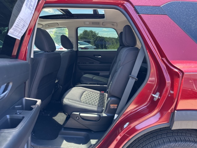 Vehicle image 25 of 25