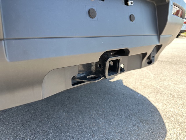 Vehicle image 19 of 25
