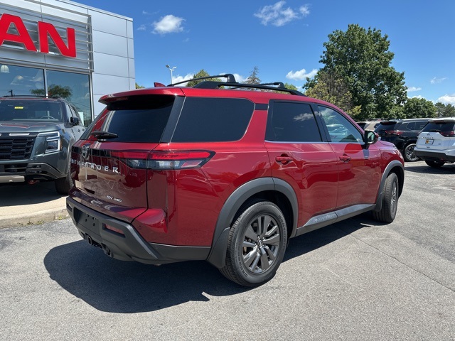 Vehicle image 3 of 25