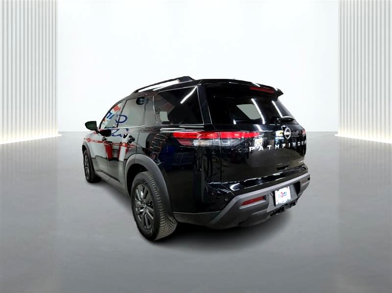 Vehicle image 7 of 23