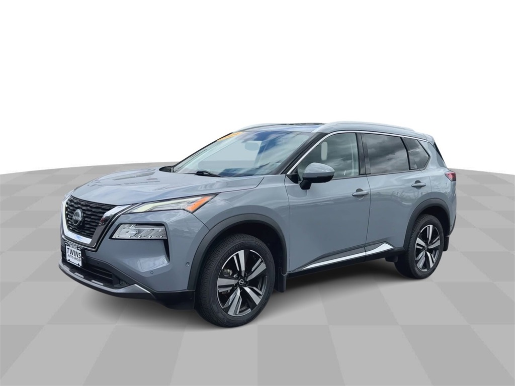 Vehicle image 2 of 32