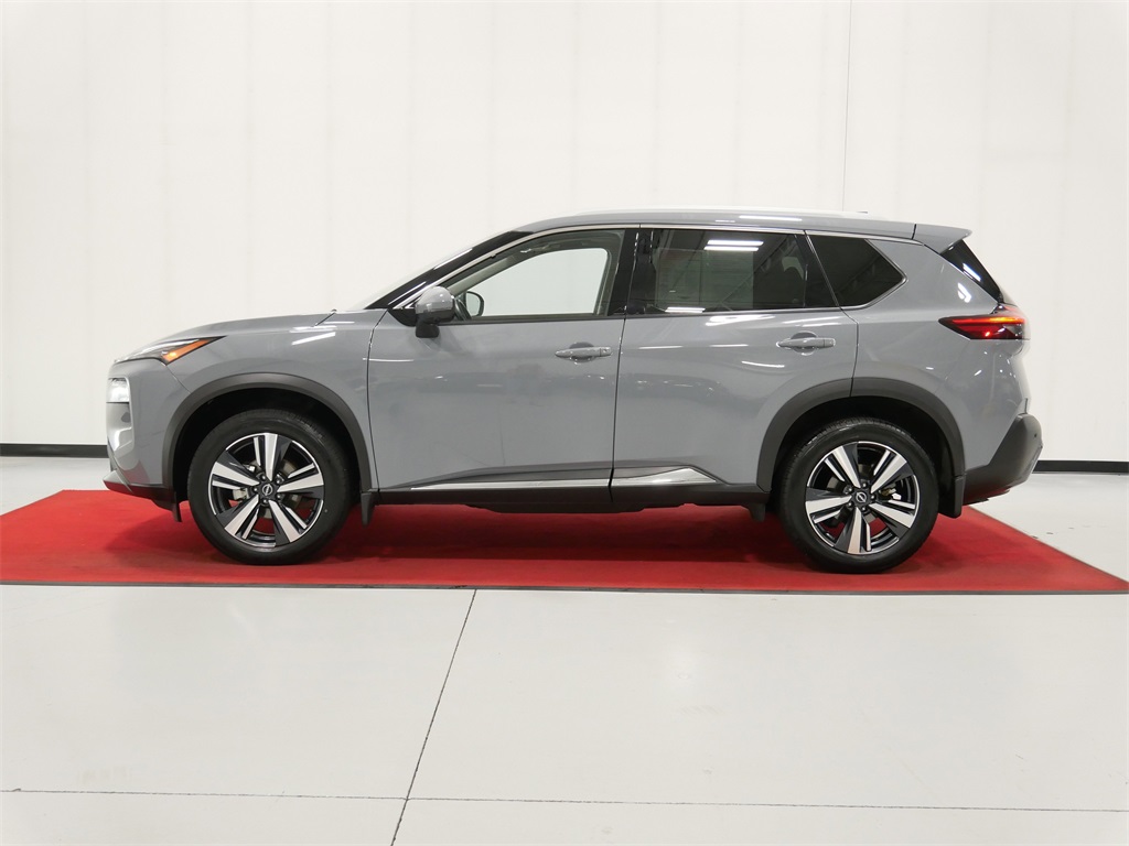 Vehicle image 8 of 33