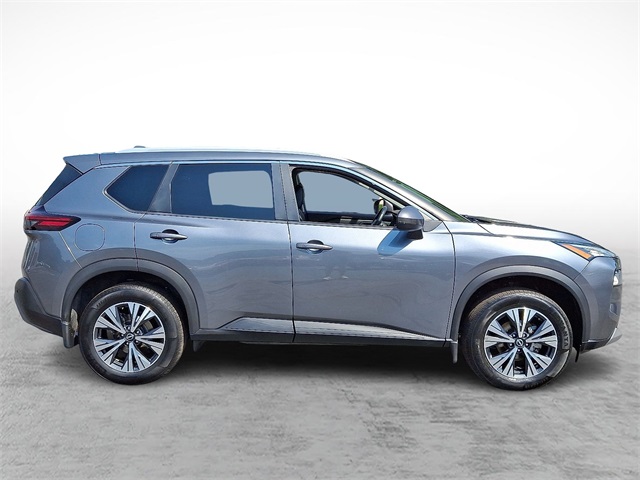 Vehicle image 4 of 31