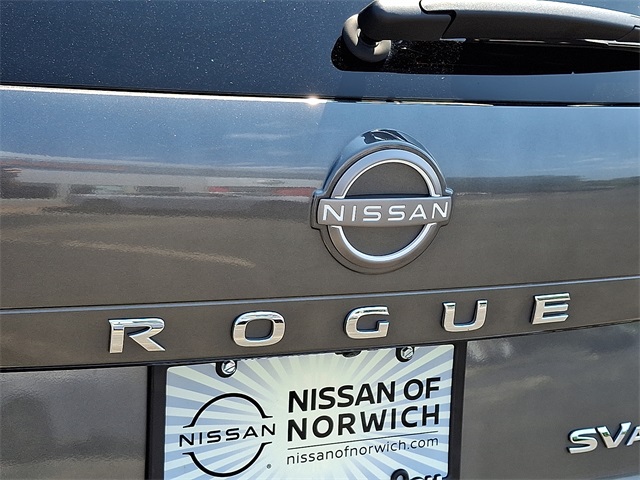 Vehicle image 26 of 31