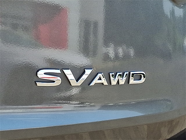 Vehicle image 28 of 31