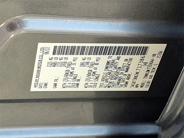 Vehicle image 25 of 31