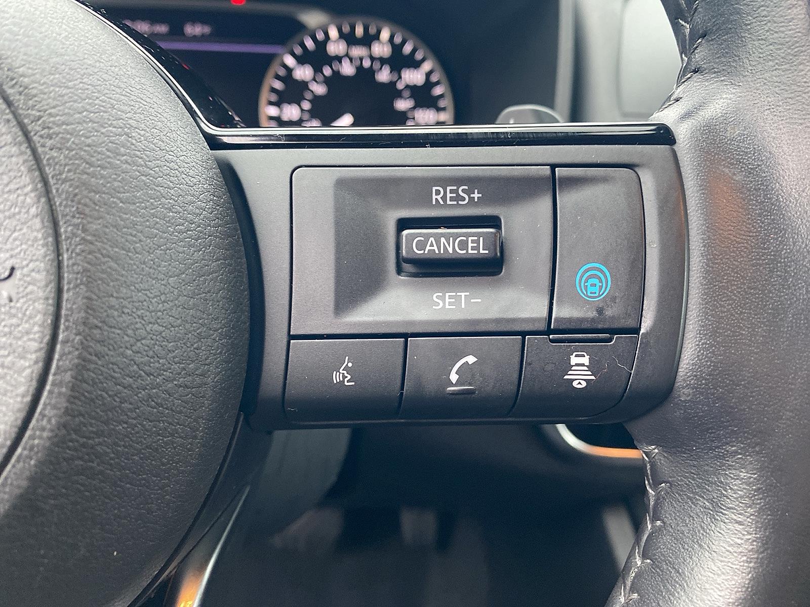 Vehicle image 20 of 26