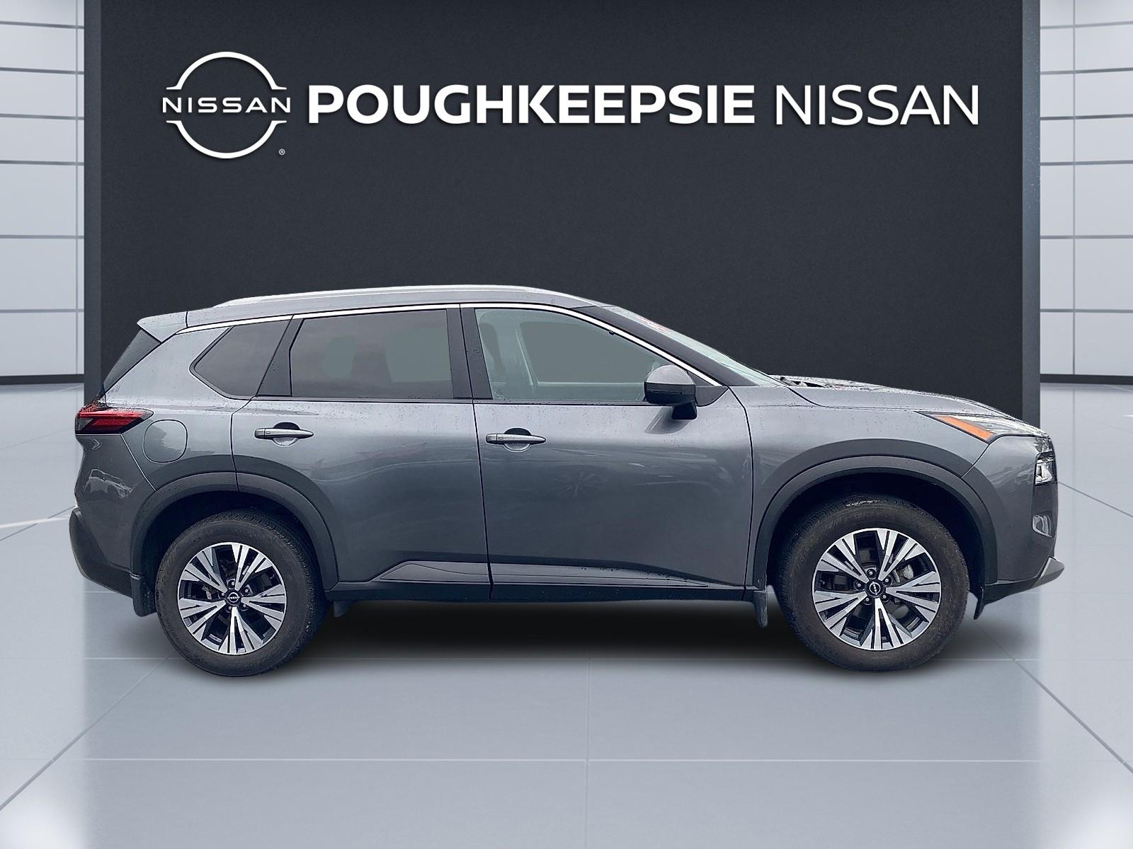 Vehicle image 4 of 26
