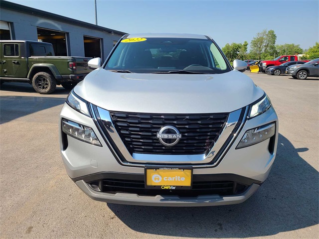 Vehicle image 11 of 40