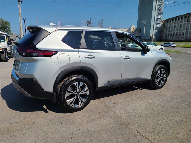 Vehicle image 6 of 40
