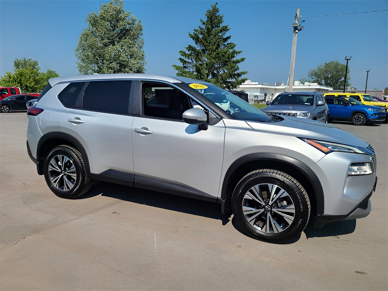Vehicle image 33 of 40