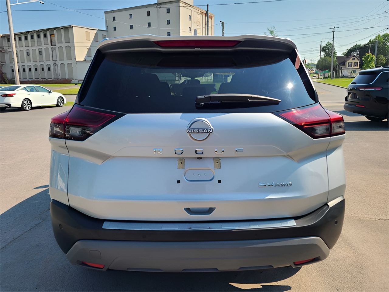 Vehicle image 38 of 40
