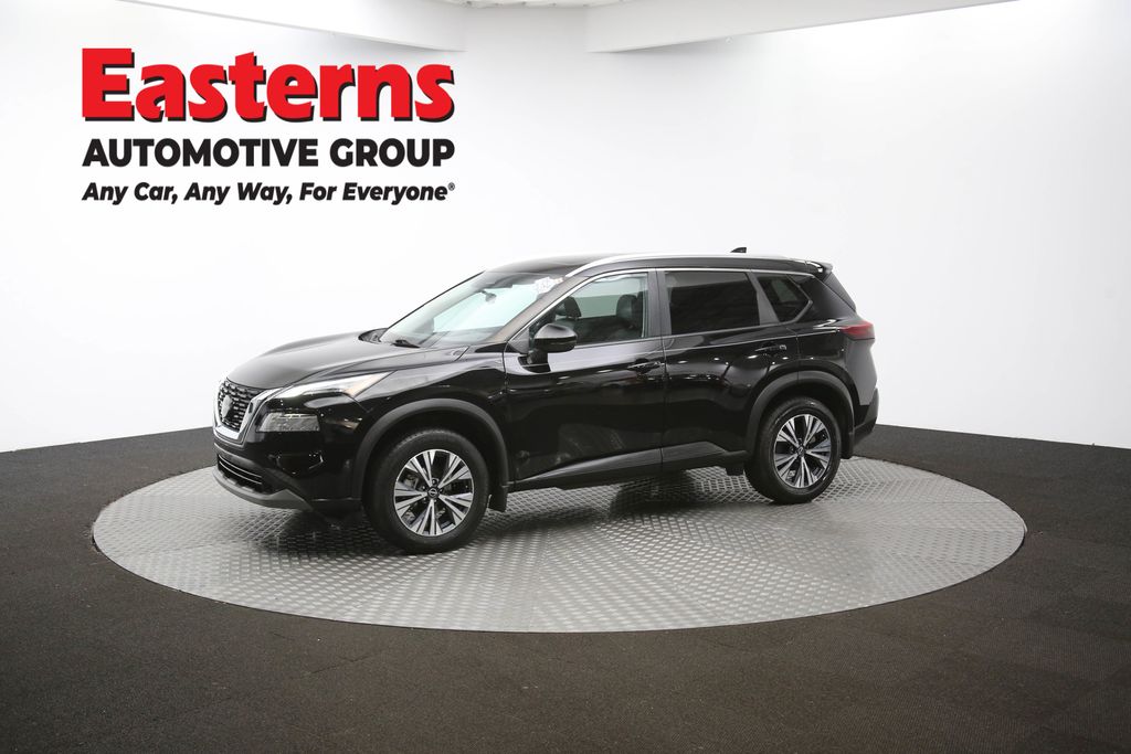 2022 Nissan Rogue SV Image 3 of 66