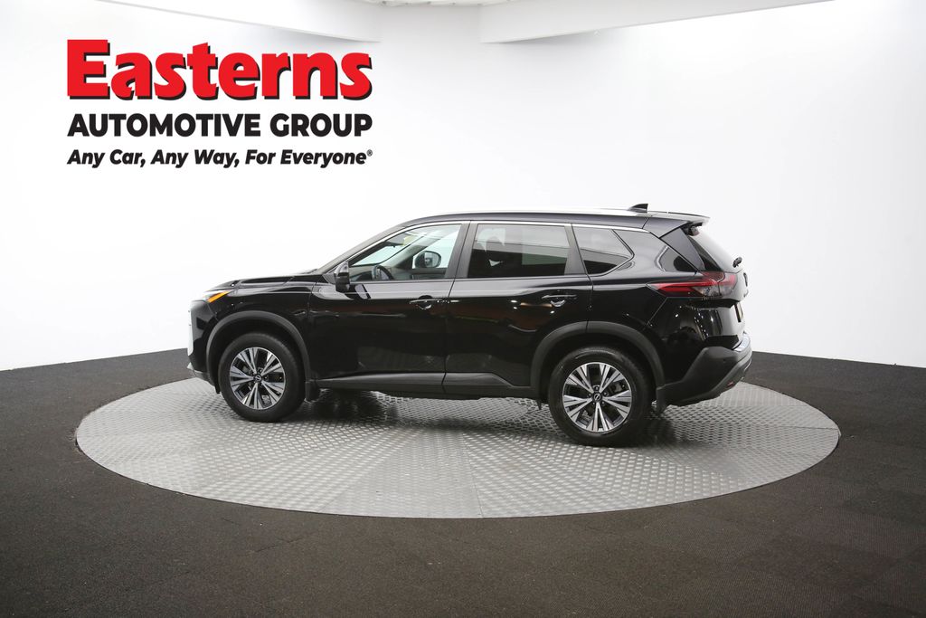 2022 Nissan Rogue SV Image 32 of 66