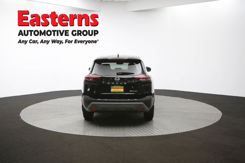 2022 Nissan Rogue SV Image 28 of 66