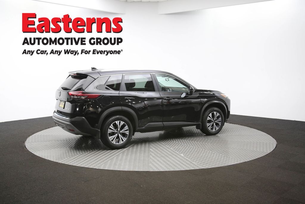 2022 Nissan Rogue SV Image 20 of 66