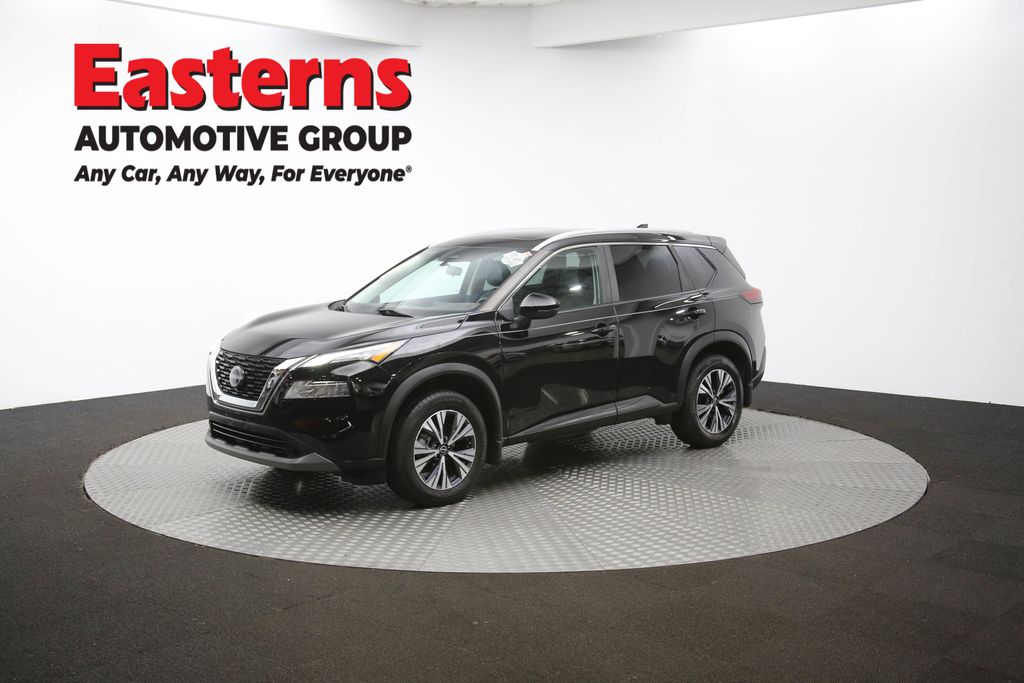 2022 Nissan Rogue SV Image 6 of 66