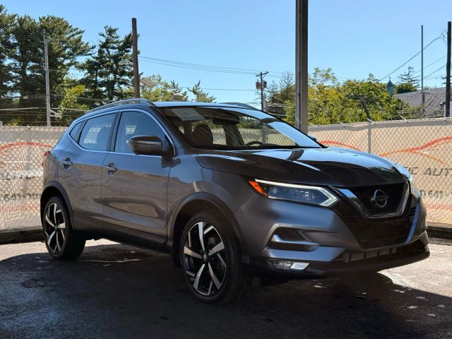 2022 Nissan Rogue Sport SL Image 5 of 52