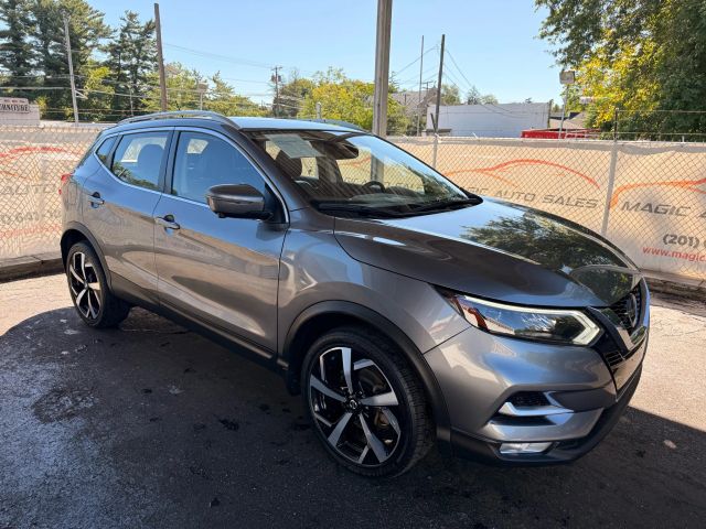 2022 Nissan Rogue Sport SL Image 6 of 52