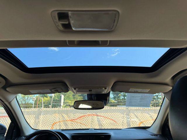 2022 Nissan Rogue Sport SL Image 40 of 52