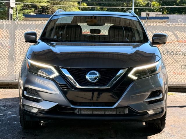 2022 Nissan Rogue Sport SL Image 4 of 52