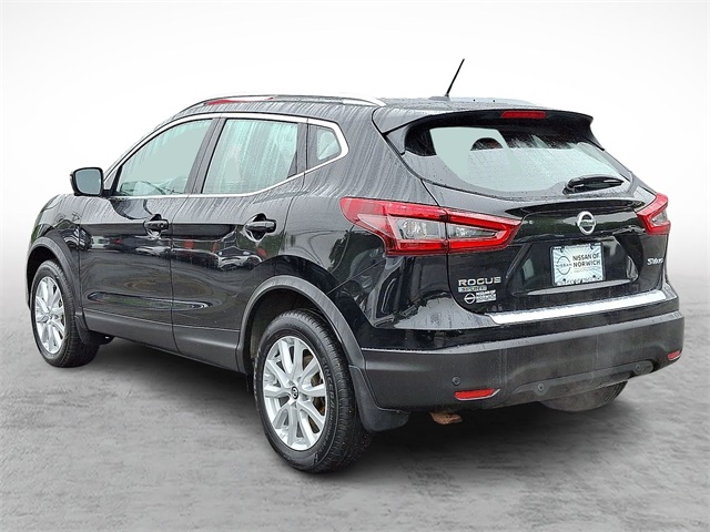 Vehicle image 7 of 37