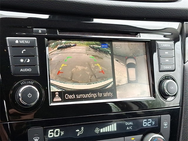 Vehicle image 18 of 37