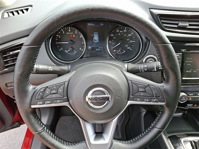 Vehicle image 14 of 30