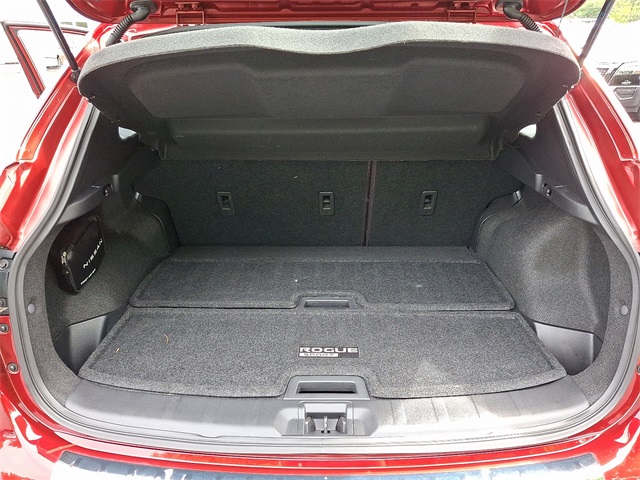 Vehicle image 10 of 30