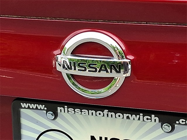 Vehicle image 26 of 30