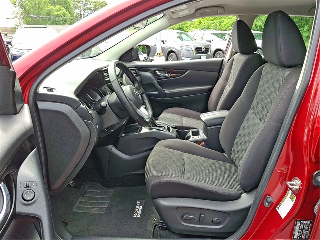 Vehicle image 12 of 30