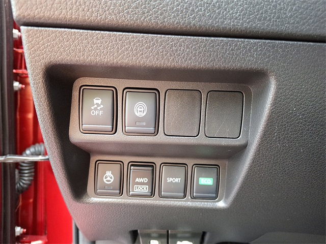 Vehicle image 22 of 30