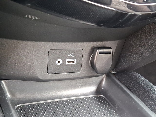 Vehicle image 23 of 30