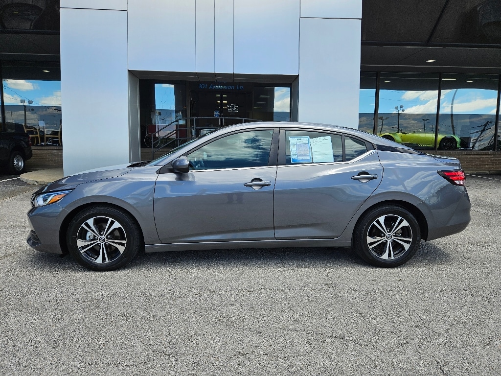 Vehicle image 8 of 29