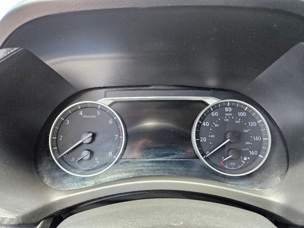 Vehicle image 18 of 29