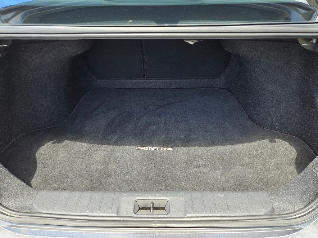 Vehicle image 10 of 29