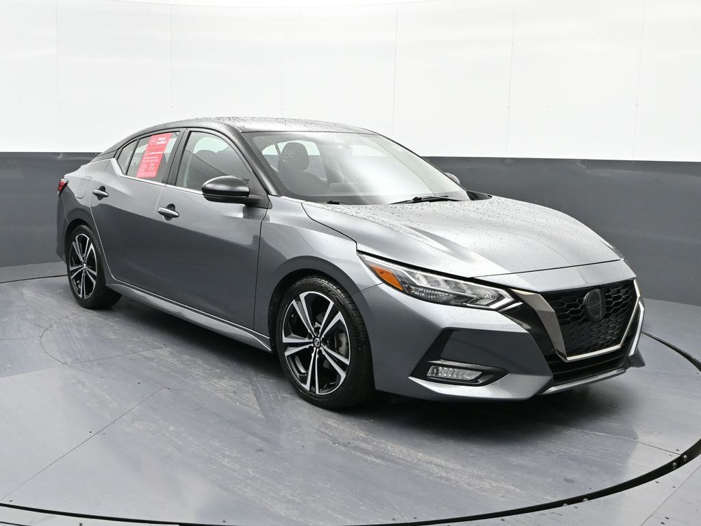 Vehicle image 7 of 32
