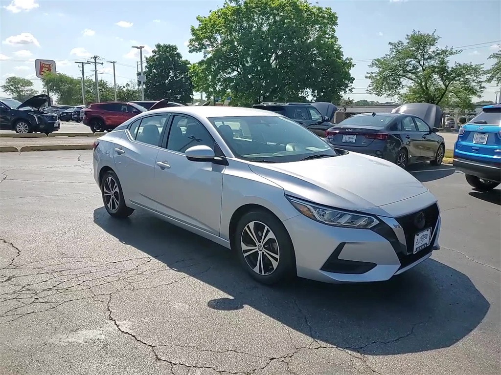 Vehicle image 9 of 34