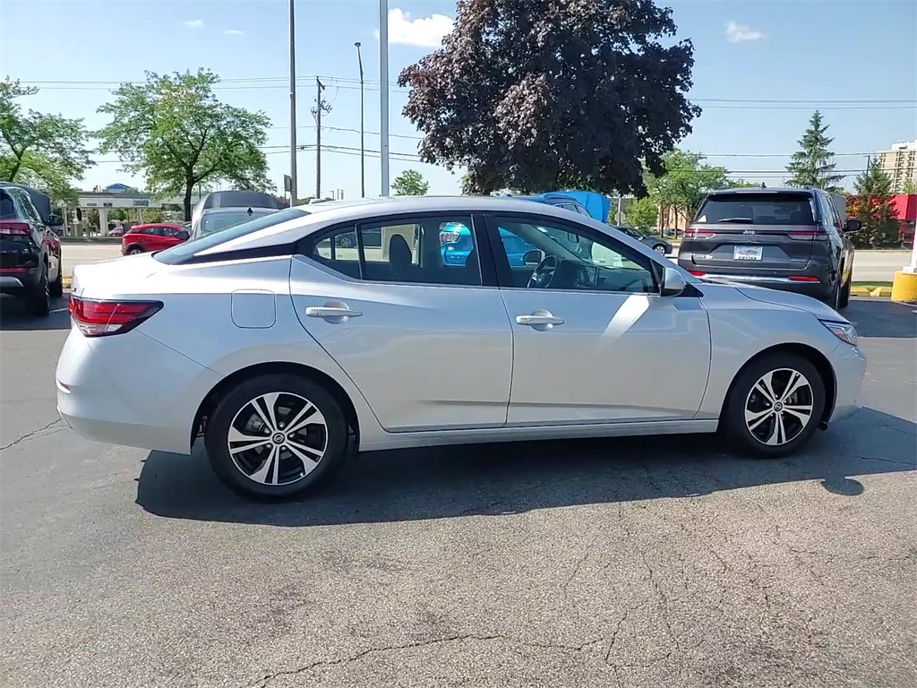 Vehicle image 15 of 34