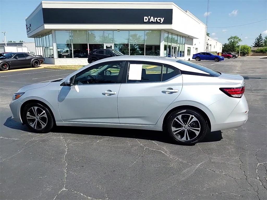 Vehicle image 20 of 34