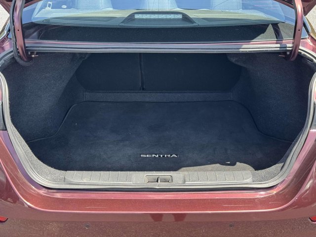 Vehicle image 21 of 27