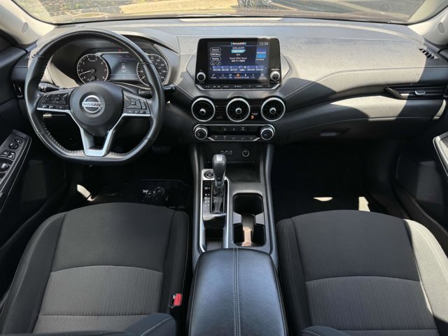 Vehicle image 7 of 27